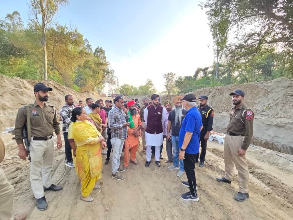 Dr Ishank reviews development works of roads worth over Rs 10 crore in Bahowal